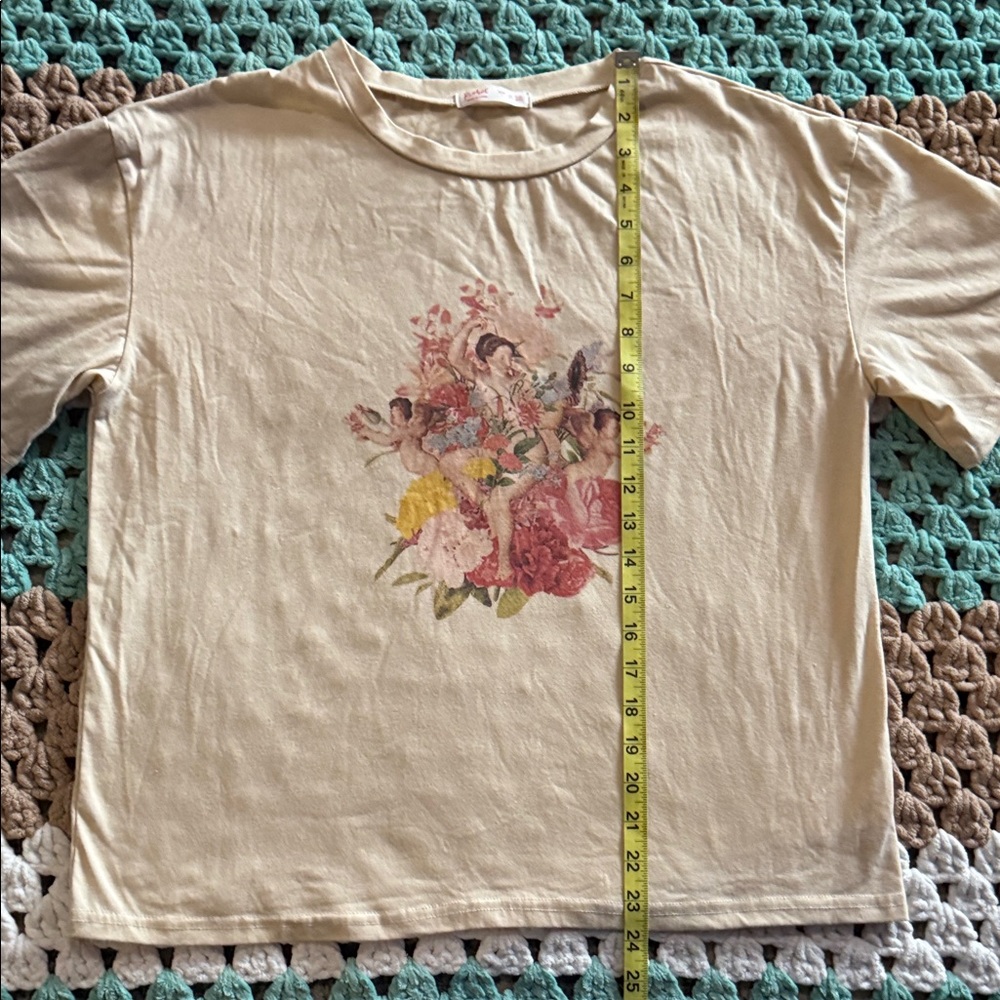 Beige Pink Angel Cherub Floral Short Sleeve Graphic T-Shirt Top Womans sz Large - Picture 4 of 5